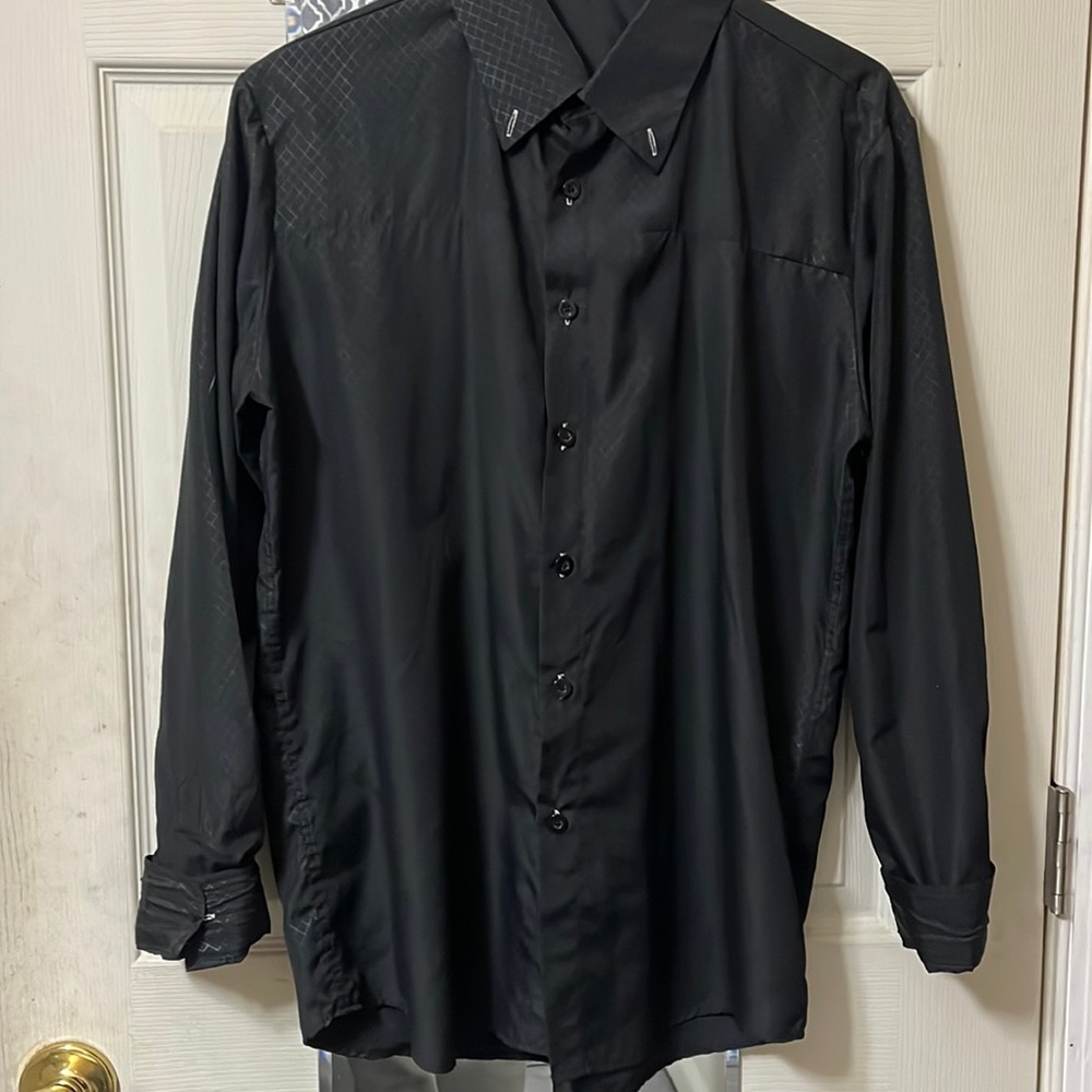 Black button Down Mens Large